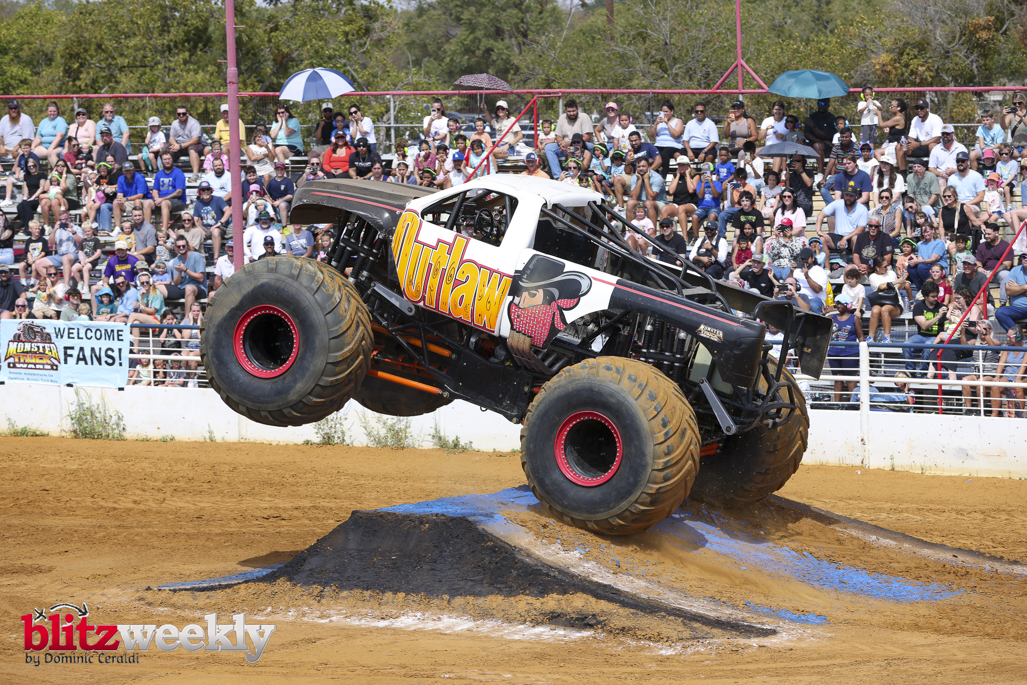 Monster-Truck-Wars-26-21