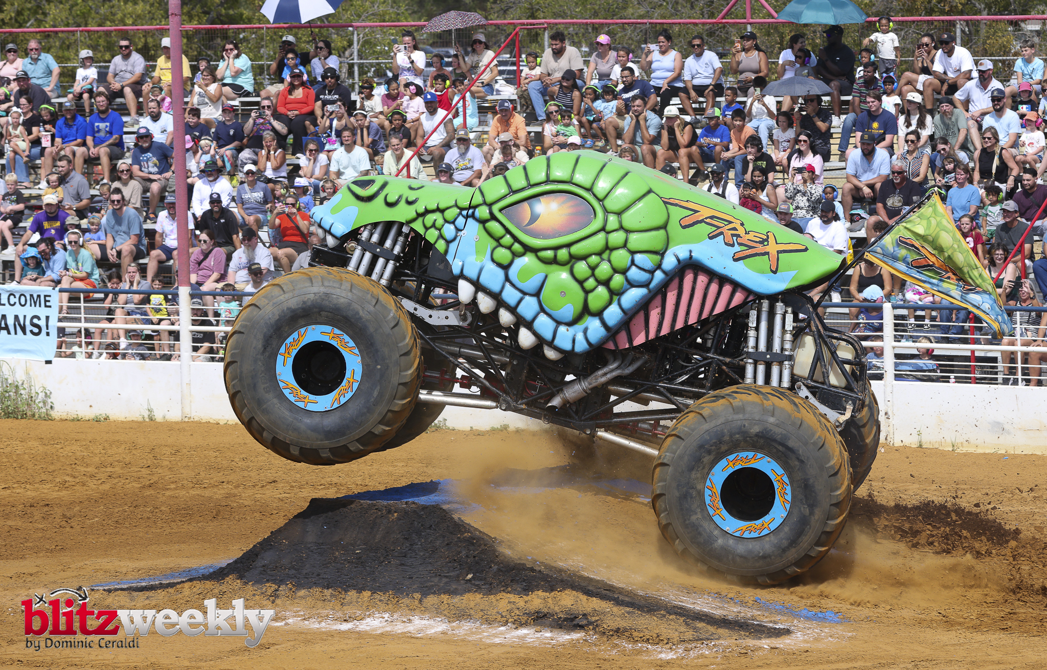 Monster-Truck-Wars-26-27