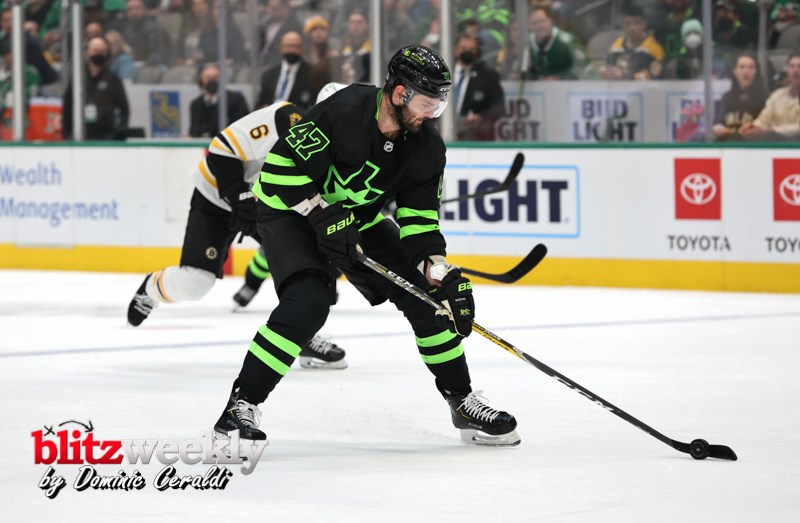 Stars-vs-Bruins-4