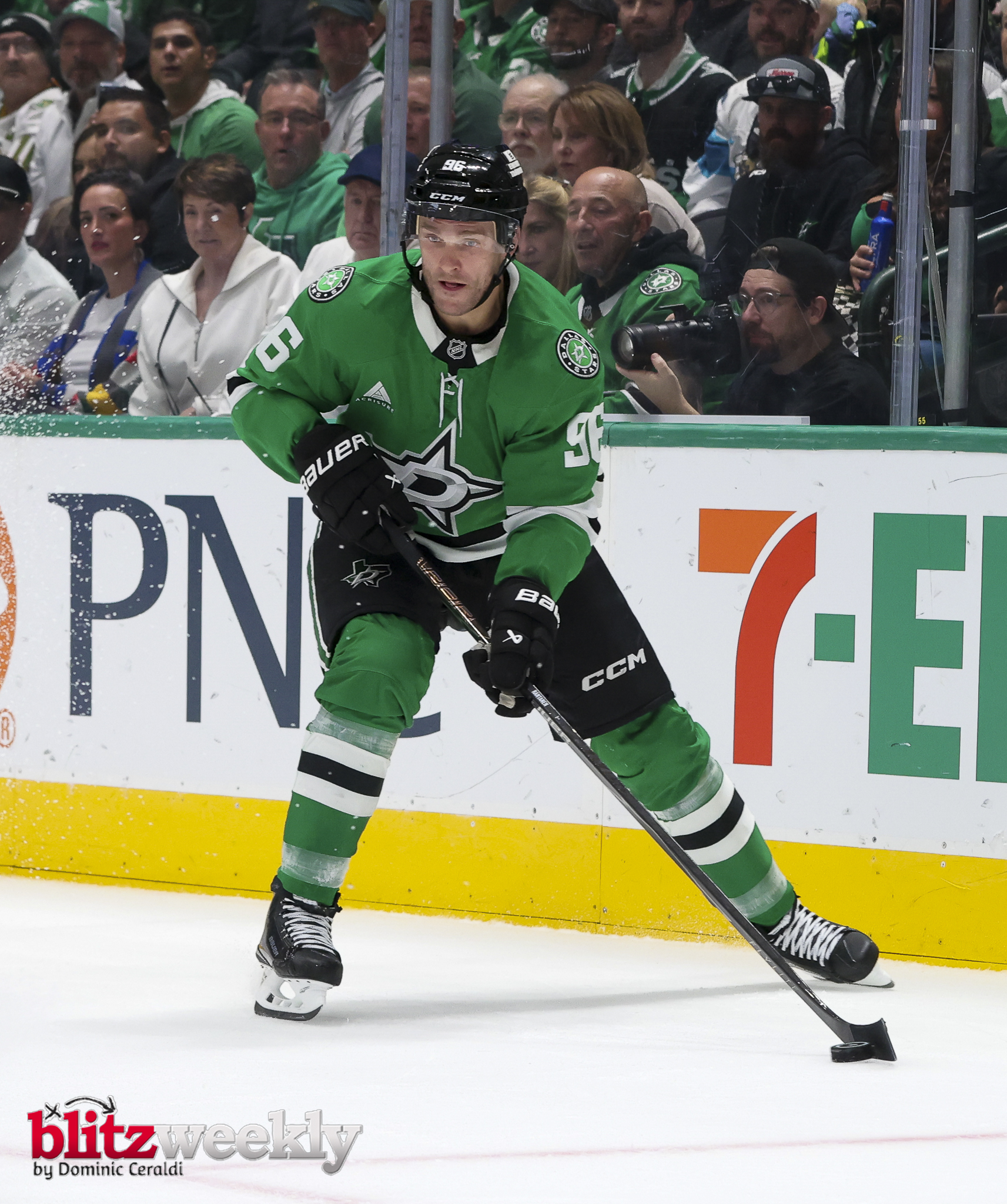 Stars-vs-Bruins-10-20-26-89