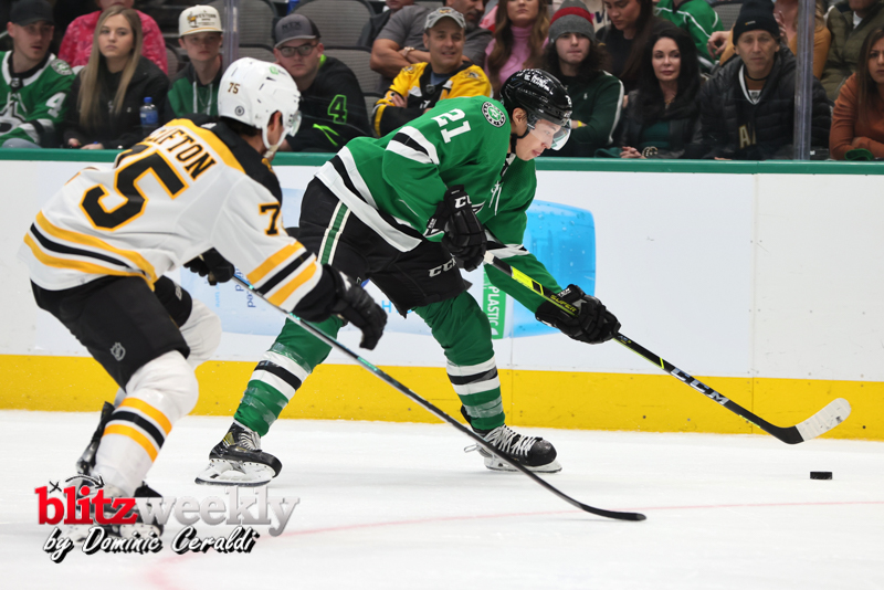 Stars-vs-Bruins-61