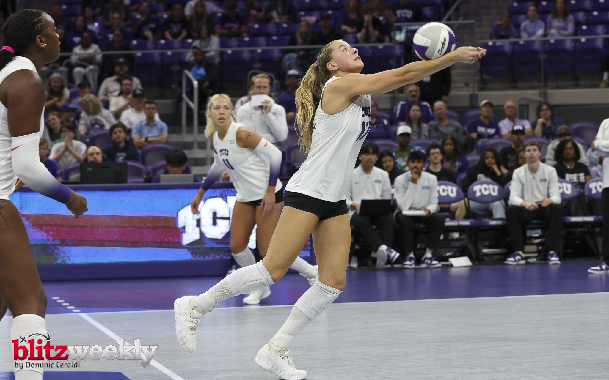 TCU-vs-UCF-10-4-26-17r