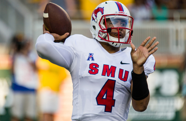 SMU QB Matt Davis had an excellent game by passing for 165 yards and rushing for 156 yards against the Tulane Green Wave. Photo Courtesy: Matthew Lynch