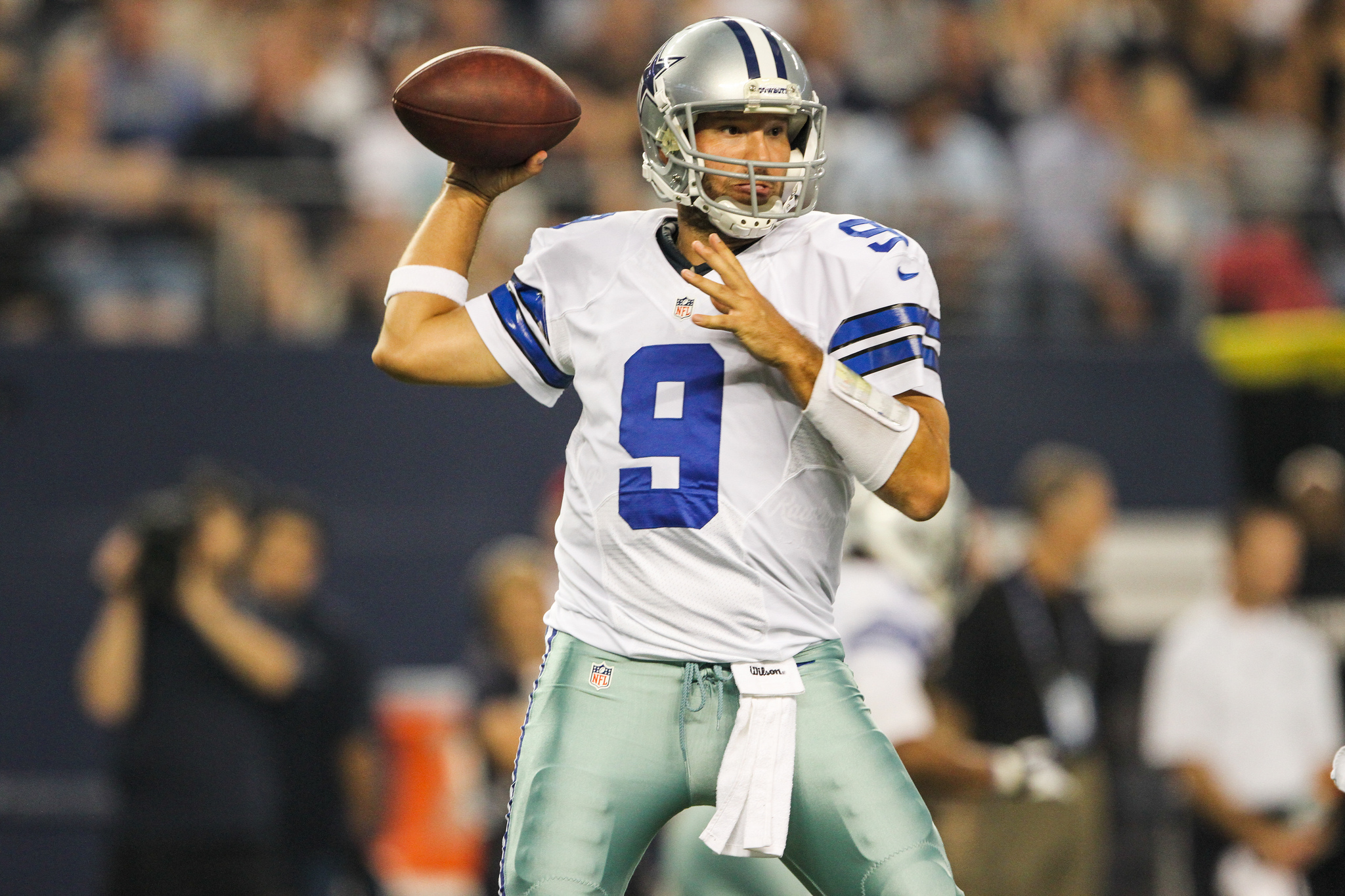 Cowboys QB Tony Romo makes his return from injury this Sunday against the Miami Dolphins in a must win game. Photo Courtesy: Darryl Briggs