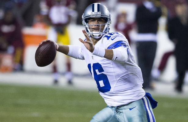 Dallas Cowboys QB Matt Cassel will have to make wise decisions against the Green Bay Packers on Sunday. Photo Courtesy: Keith Allison