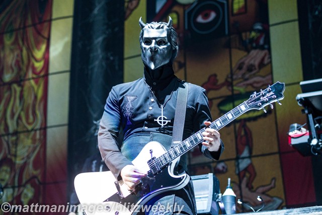 A Nameless Ghoul rocks the guitar for fans at the American Airlines Center. Photo Courtesy: Matt Pearce